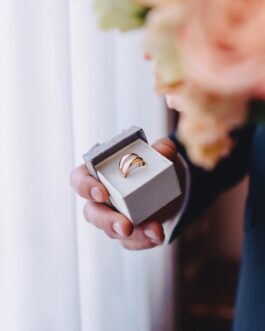 Elegant Fashion Ring