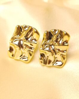 Golden chunky earrings