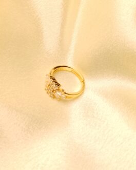 Iris Pearl Shard Ring