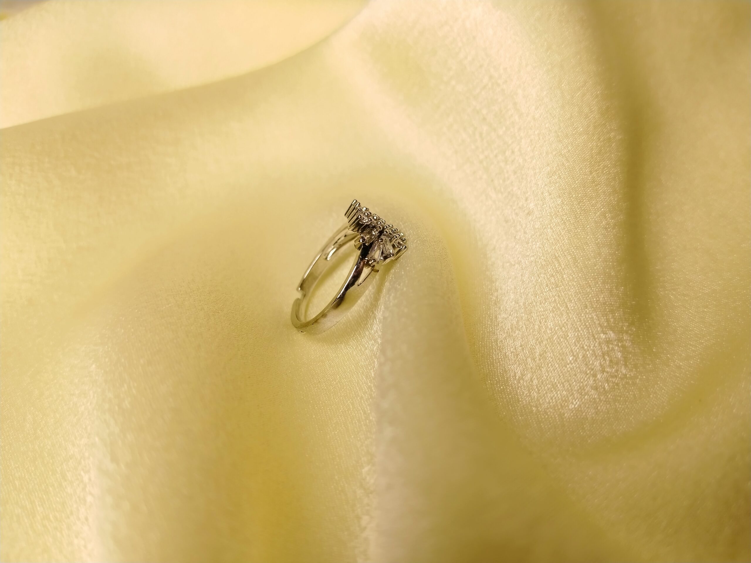 Glacial Flora Ring - Image 3