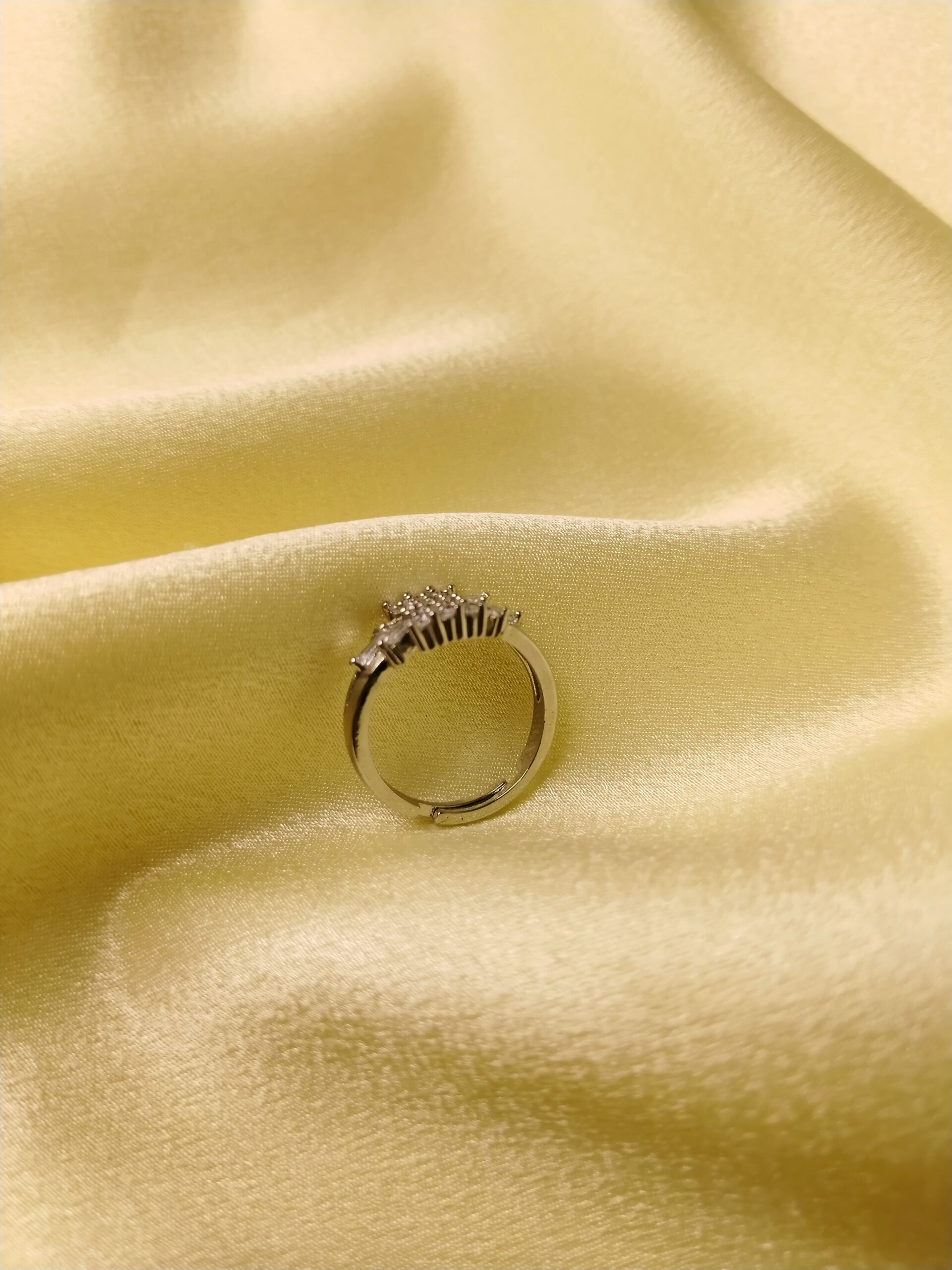 Glacial Flora Ring - Image 4